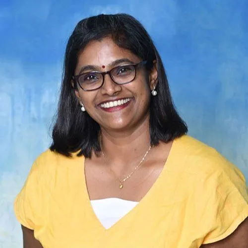 Ms Hema, カリキュラム・スペシャリスト