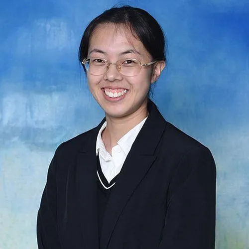 Wang Laoshi, 中国語教師